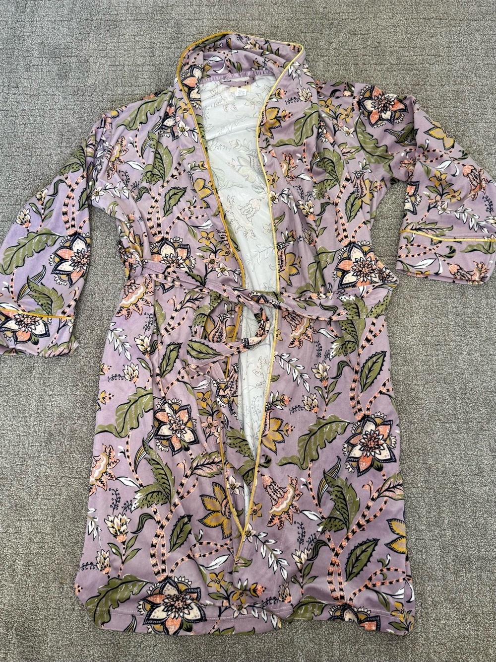 Beautiful Cost Plus World Market Cozy Soft Floral Kimono Robe